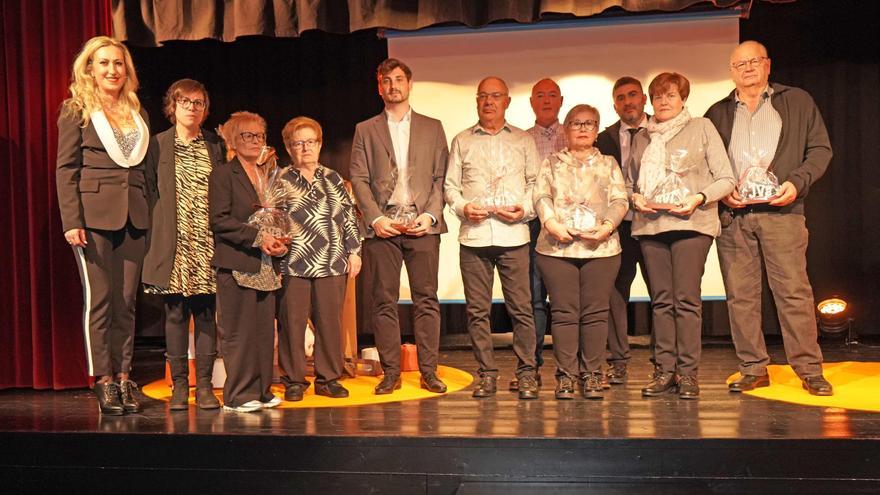 Sant Vicenç reconeix el teixit empresarial, industrial i comercial del municipi