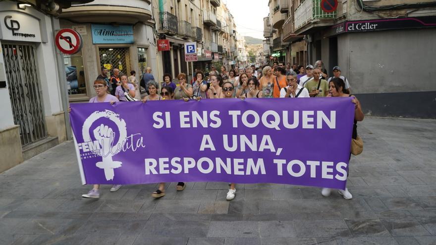 Sant Vicenç surt al carrer per condemnar l’agressió sexual a una menor