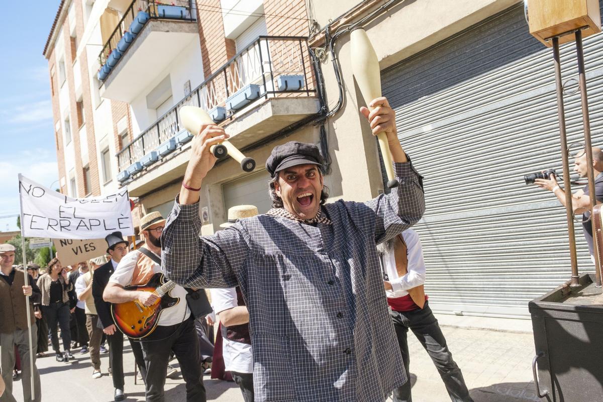 Sant Vicenç puja en massa a un viatge històric per dos centenaris