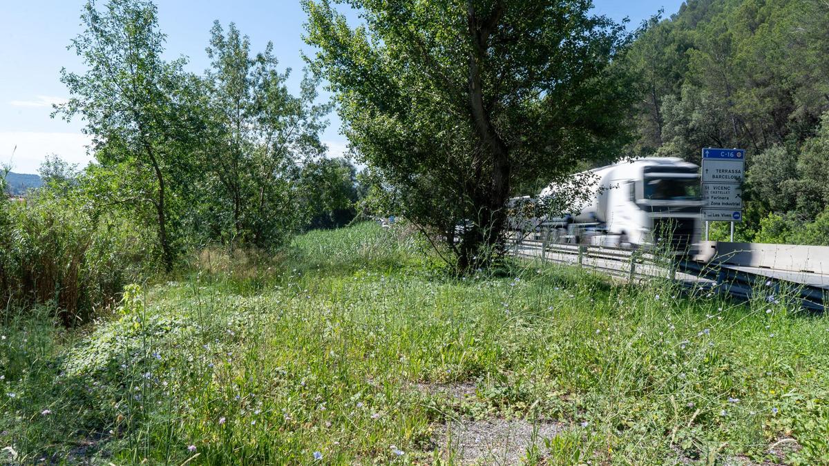 L’obra per fer un tercer carril a la C-55 a Sant Vicenç porta tres mesos aturada