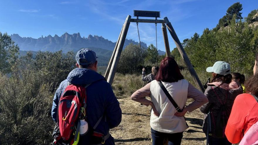 Una vuitantena de persones descobreixen la nova Ruta dels Gronxadors Panoràmics de Montserrat a Sant Vicenç de Castellet